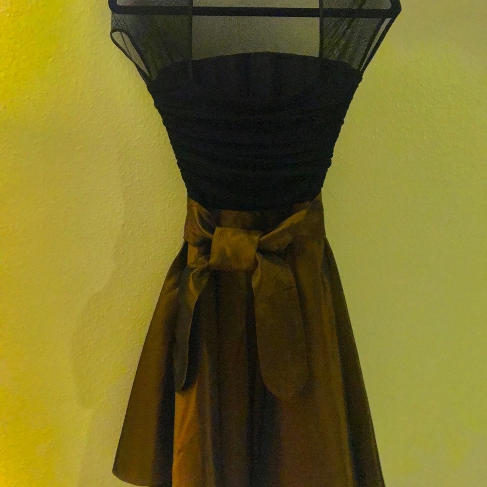 Designer Nouveau dress size 6/7 I wore here with Gladys Knight event